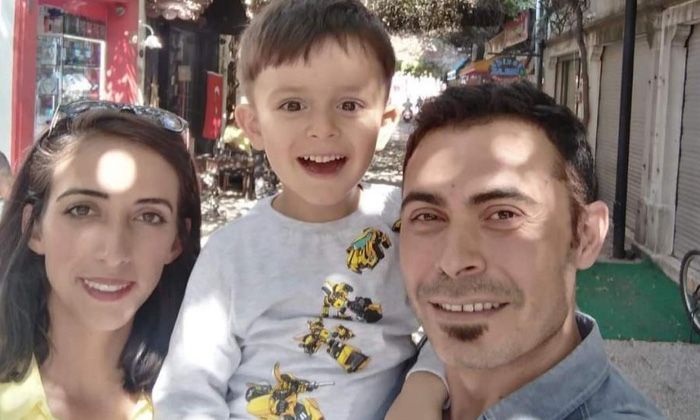 Depremde hayatını kaybeden Jandarma Teğmen Özlem Fulya Özdemir defnedildi