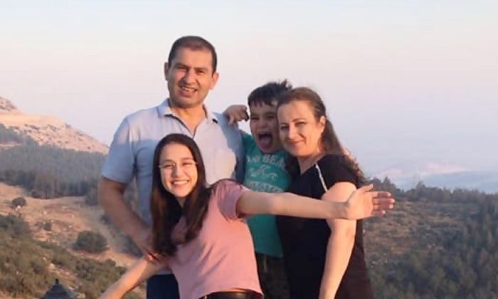 Depremde Halit Duman eşi Zühre Ataman Duman ve çocukları hayatını kaybetti