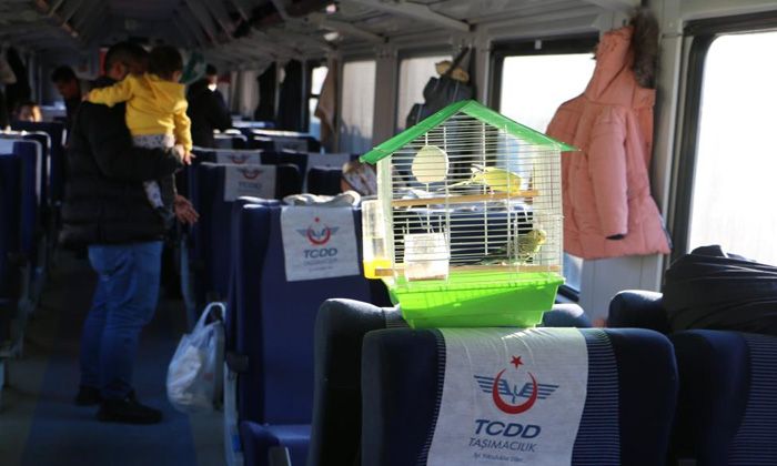 Tren garı 1100 depremzedelere ‘ev’ oldu