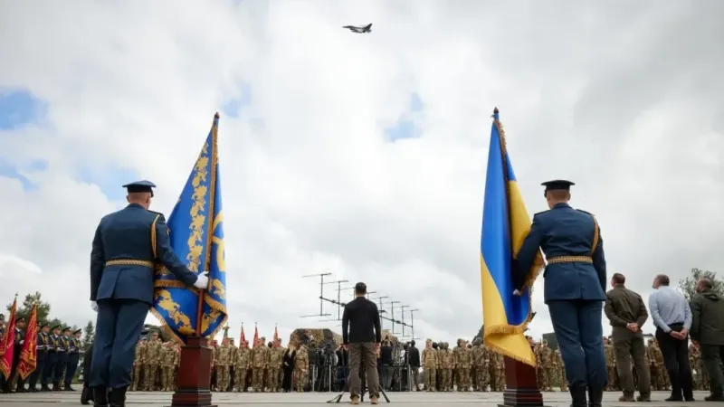 Zelenskiy: "F-16’lar Ukrayna’da"