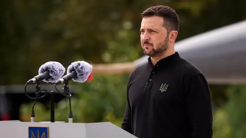 Zelenskiy: "F-16’lar Ukrayna’da"