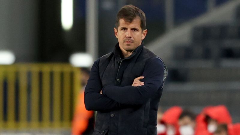 Emre Belözoğlu kaç para maaş alıyor? Emre Belözoğlu maaşı, yıllık, aylık maaşı ne kadar, kaç lira? (2023) Yıllık tüm maaşını bağışladı!