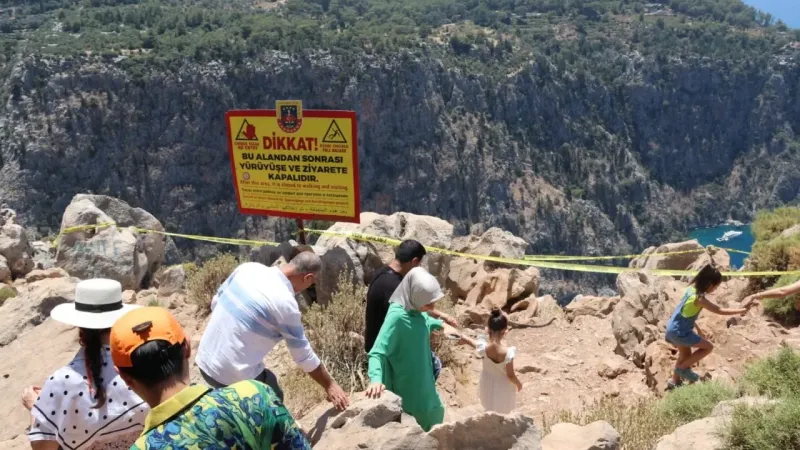 ‘Kelebekler Vadisi’ne seyir terası ‘Kelebekler Vadisi’ne seyir terası