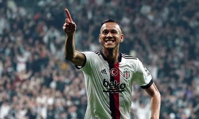Beşiktaş ile yolları ayıran Josef de Souza canlı yayın yapacak