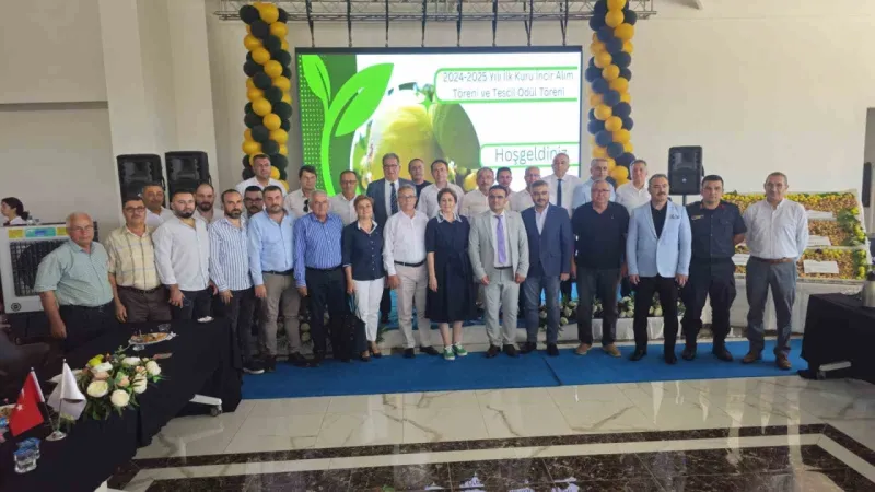 Sezonun ilk kuru inciri 600 TL’den satıldı