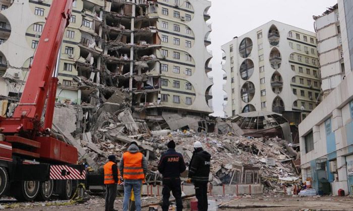 Diyarbakır’daki depremde can kaybı 407’ye yükseldi