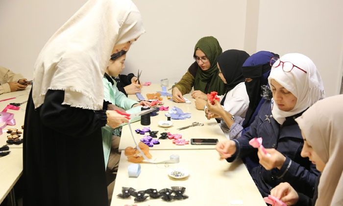 Uluslararası öğrenciler deprem bölgeleri için seferber oldu