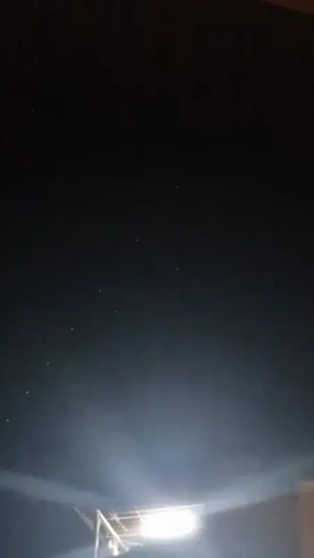 Elon Musk’ın Starlink uyduları Edirne semalarında görüldü Elon Musk’ın Starlink uyduları Edirne semalarında görüldü