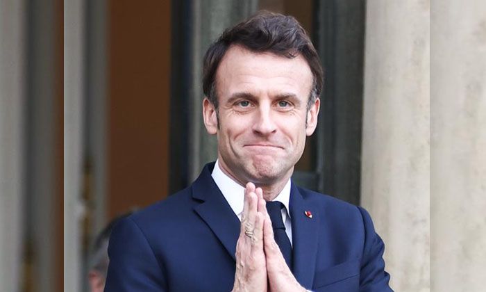 Macron: Ukrayna’ya daha fazla silah vermeliyiz