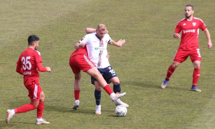 Boluspor ve Düzcespor depremzedeler için maç yaptı