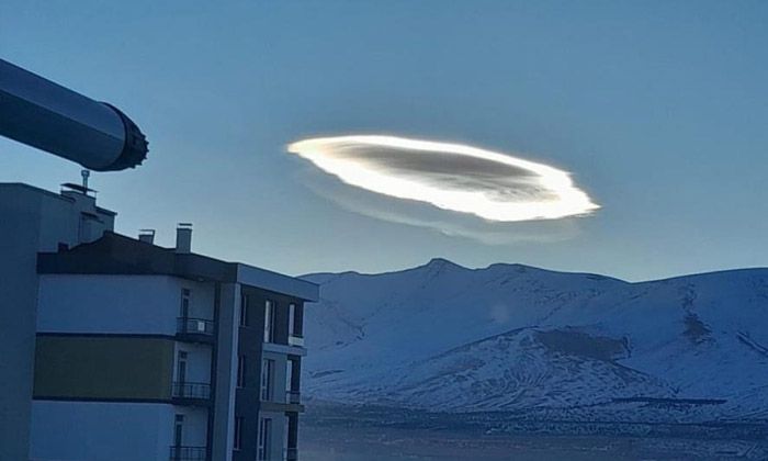 Mercek Bulutları Niğde’de görüldü