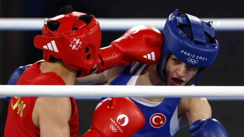 Buse Naz Çakıroğlu gümüş madalya kazandı