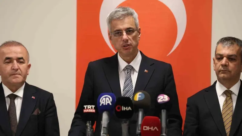 Bakan Memişoğlu: "Sağlıkla ilgili daha iyi şeyler yapmak için elimizden geleni yapıyoruz"