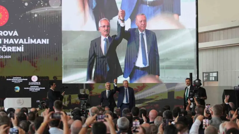 Bakan Uraloğlu: "Havalimanının yılda 9 milyon yolcu kapasitesi olacak"