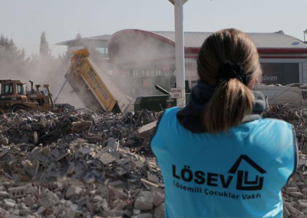 Deprem Ayrı Moloz Ayrı Öldürüyor!