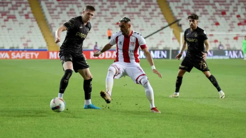 Trabzonspor, Sivas deplasmanından 1 puanla dönüyor