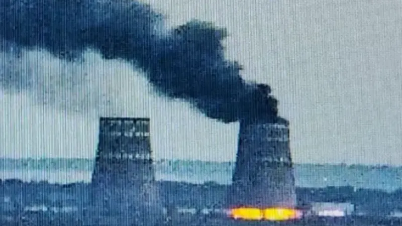 Ukrayna: “Rus işgalciler Zaporijya Nükleer Santrali topraklarında yangın çıkardılar”