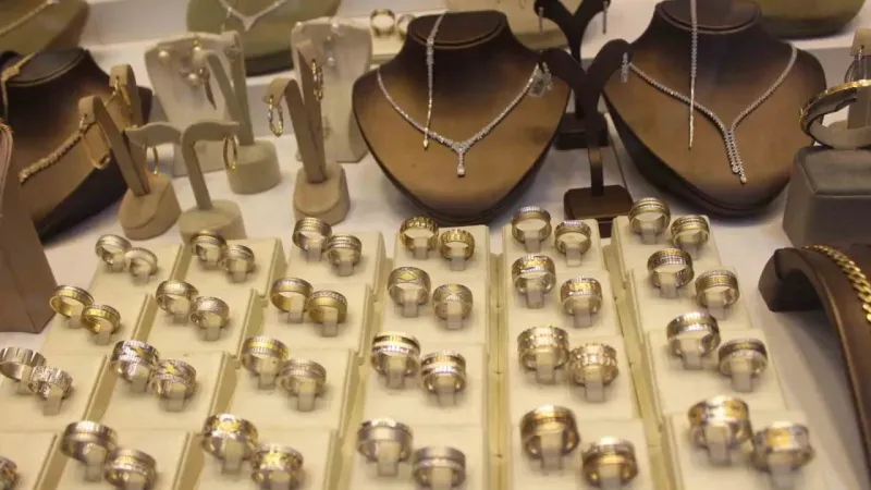 Gram altında yıl sonu beklentisi 3 bin TL