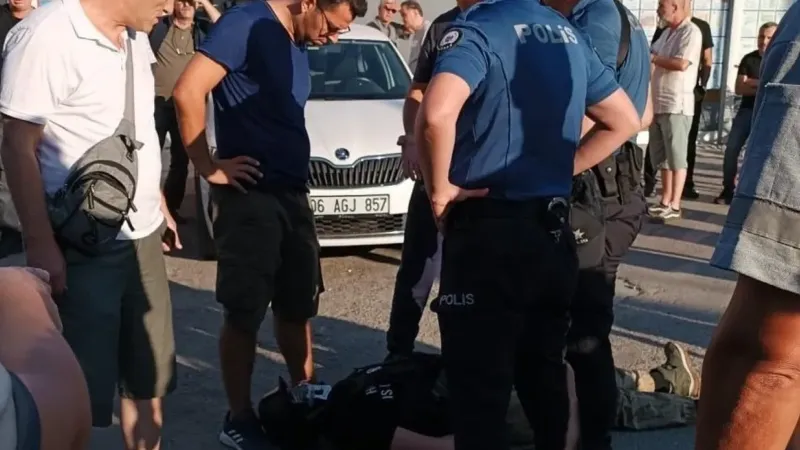 Oyun karakteri gibi giyinerek vatandaşlara saldırdığı anları canlı yayınla paylaşmış