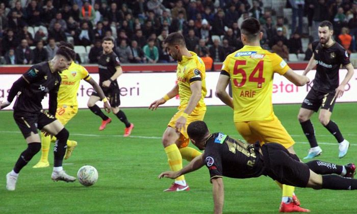 Giresunspor evinde ağır hasar aldı