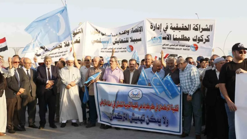 Kerkük’te Türkmenler valilik ve il meclisi seçimine karşı sokağa çıktı