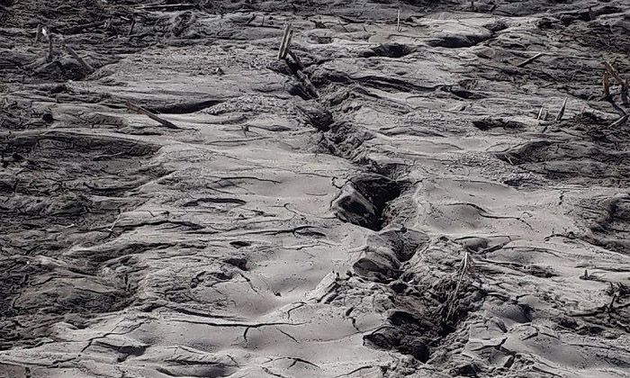 Elbistan’da kırsal mahallelerde yüzeye su fışkırıyor