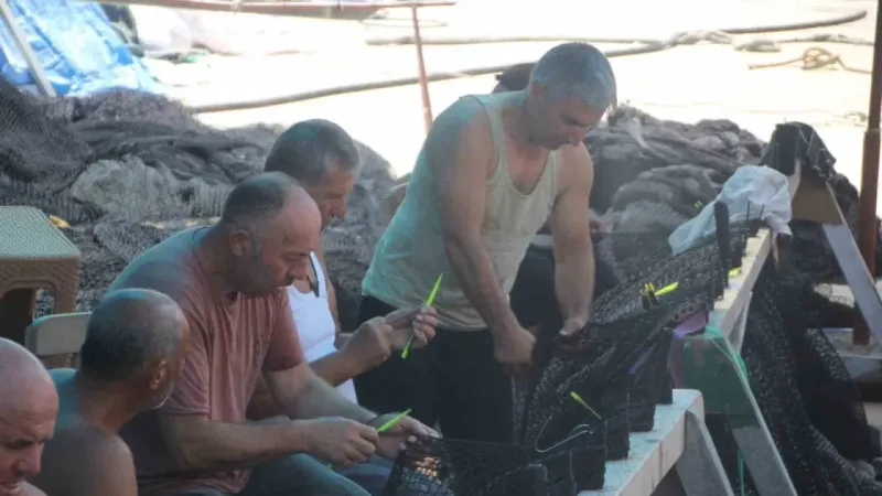Karadenizli balıkçılar sezon için gün sayıyor