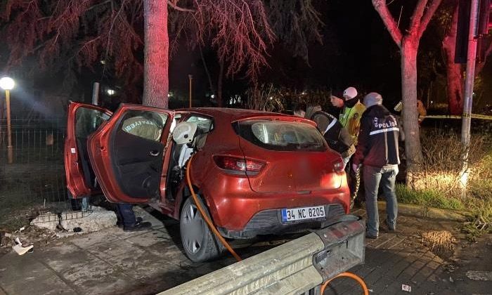 Bakırköy’deki kazada 17 yaşındaki genç sürücü hayatını kaybetti