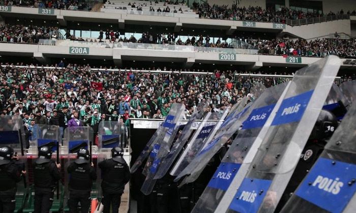 Bursaspor-Amedspor maçı sonrası 3 güvenlik yöneticisi görevden uzaklaştırıldı