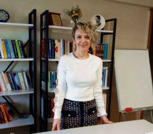 Depremde Yakınlarını Kaybedenlere “Yas Danışmanlığı”