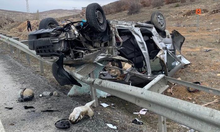 Yozgat’taki kazada anne ve baba öldü, iki çocukları ağır yaraladı