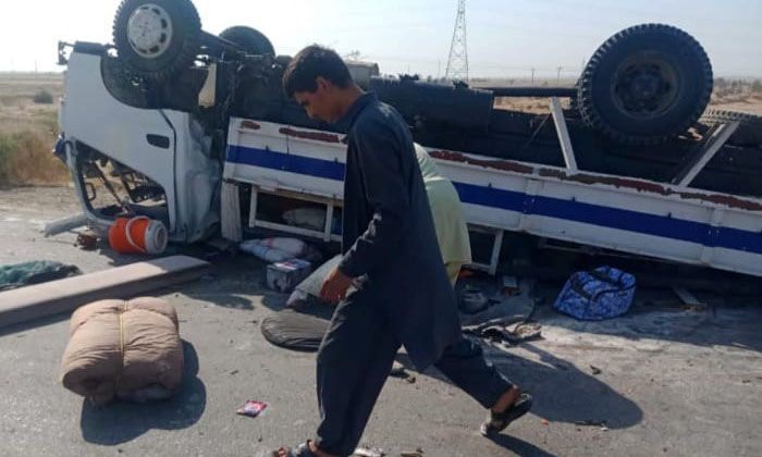 Pakistan’da polis aracına bombalı saldırı: 9 ölü, 9 yaralı