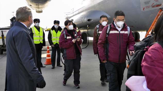 Çinli sağlık ekibi korona virüsle mücadele için Rusya’da