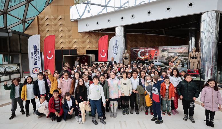 Çocuklar Çanakkale Sergisi’ne Hayran Kaldı