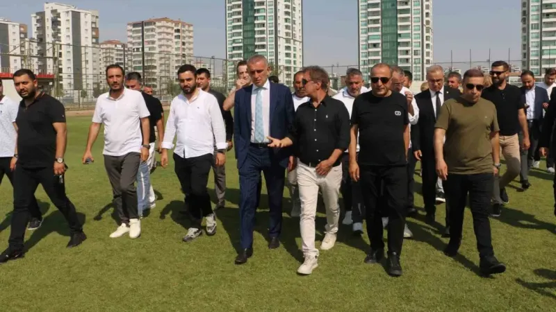 Hacıosmanoğlu, Amedspor tesislerini ziyaret etti
