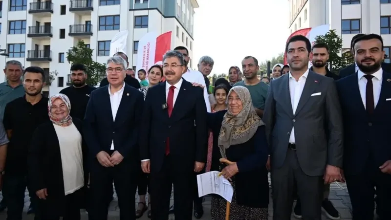 Osmaniye’de 90 deprem konutun daha anahtar teslimi yapıldı