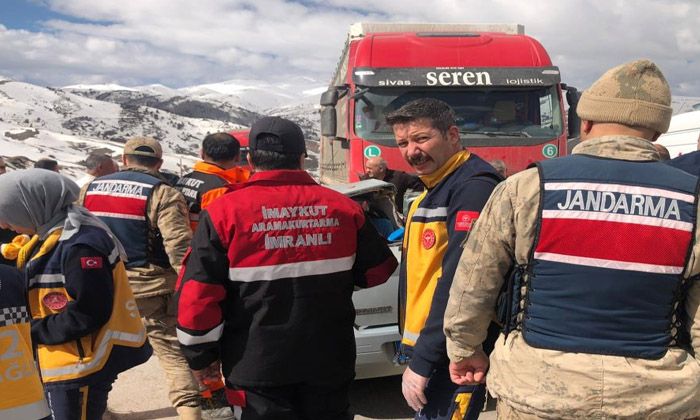 Sivas’taki kazada Meliha Göktürk hayatını kaybetti Sivas’taki kazada Meliha Göktürk hayatını kaybetti