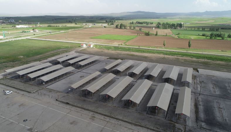 Türkiye’nin En Büyük Hayvan Pazarı Kapatıldı