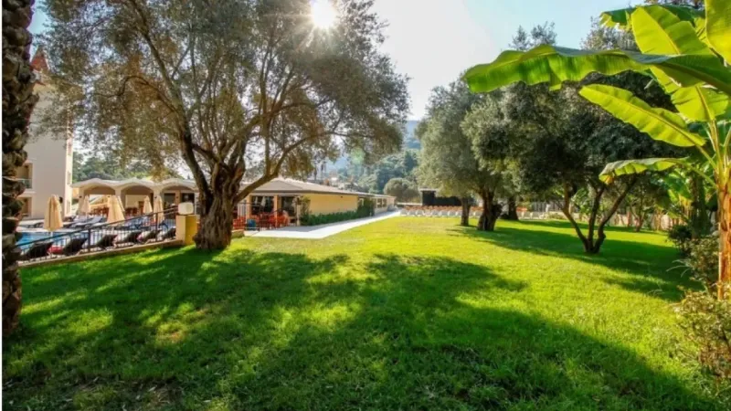 Marmaris’te üniversitelilere beş yıldızlı havuzlu KYK yurdu