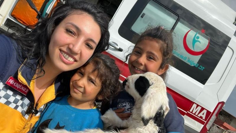 Sağlık çalışanları, iyi ki varsınız! Sağlık çalışanları, iyi ki varsınız!