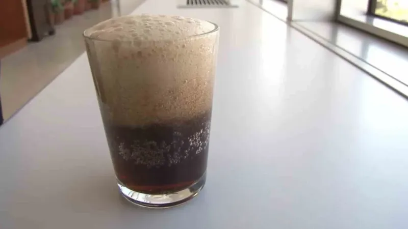 Her gün şekerli içecek tüketen çocuklarda kanser riski daha fazla Her gün şekerli içecek tüketen çocuklarda kanser riski daha fazla