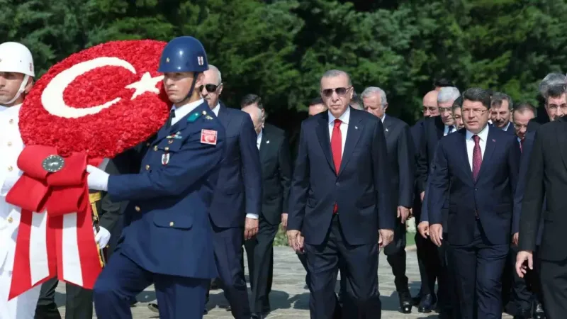 Cumhurbaşkanı Erdoğan, 30 Ağustos dolayısıyla Anıtkabir’i ziyaret etti