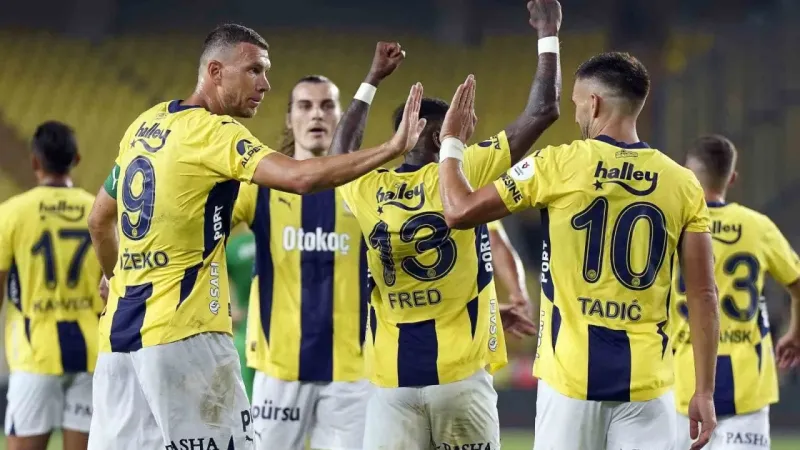 Fenerbahçe, Alanyaspor'u farklı mağlup etti