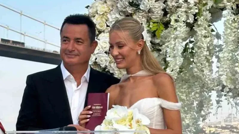 Acun Ilıcalı ile Ayça Çağla Altunkaya dünyaevine girdi Acun Ilıcalı ile Ayça Çağla Altunkaya dünyaevine girdi