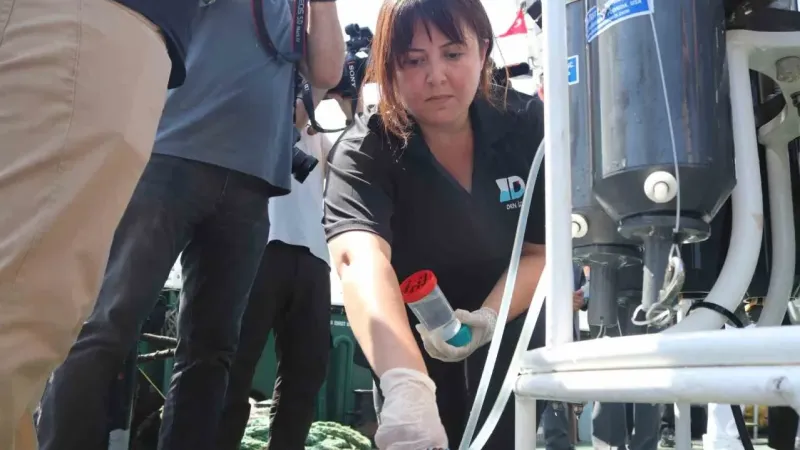 Bakan Kurum: "Balıklarımız oksijensiz kaldıkları için ölmüştür"