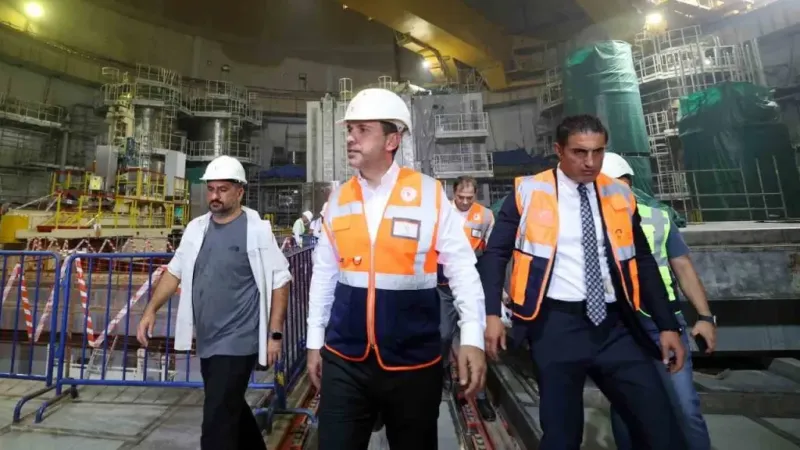 Bakan Bayraktar: “(Akkuyu NGS) Hedefimiz 2028’de 4 reaktörün de devreye girmesi” Bakan Bayraktar: “(Akkuyu NGS) Hedefimiz 2028’de 4 reaktörün de devreye girmesi”