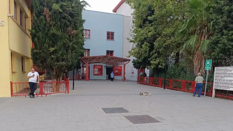 Binali Yıldırım Kartal’da anjiyo operasyonu geçirdi Binali Yıldırım Kartal’da anjiyo operasyonu geçirdi