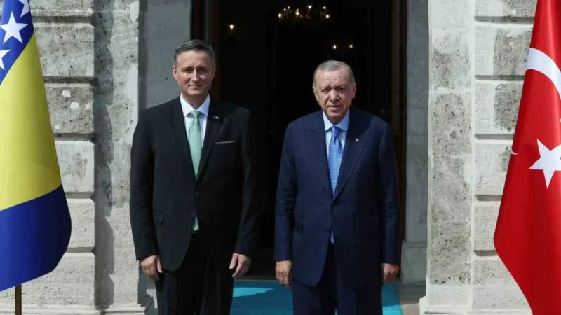 Cumhurbaşkanı Erdoğan: "Srebrenitsa’nın bir benzerini bugün Gazze’de yaşıyoruz" Cumhurbaşkanı Erdoğan: "Srebrenitsa’nın bir benzerini bugün Gazze’de yaşıyoruz"