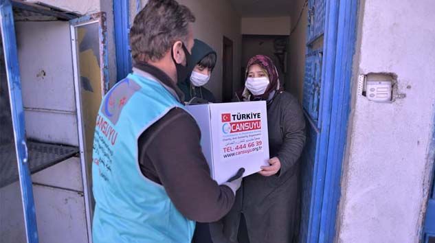 Cansuyu ‘Evinize Sağlık’ için kolları sıvadı