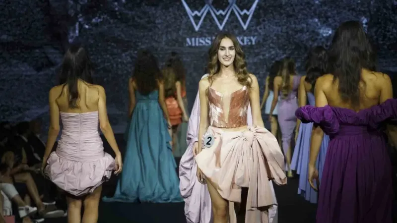 Miss Turkey birincisi İdil Bilgen Bingöl’e atandı Miss Turkey birincisi İdil Bilgen Bingöl’e atandı